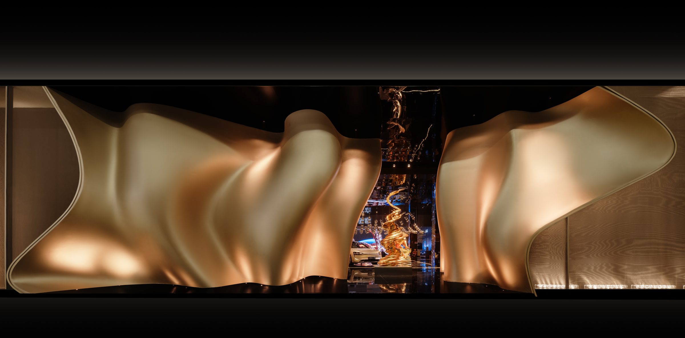 SIZA CHAM · CURATING