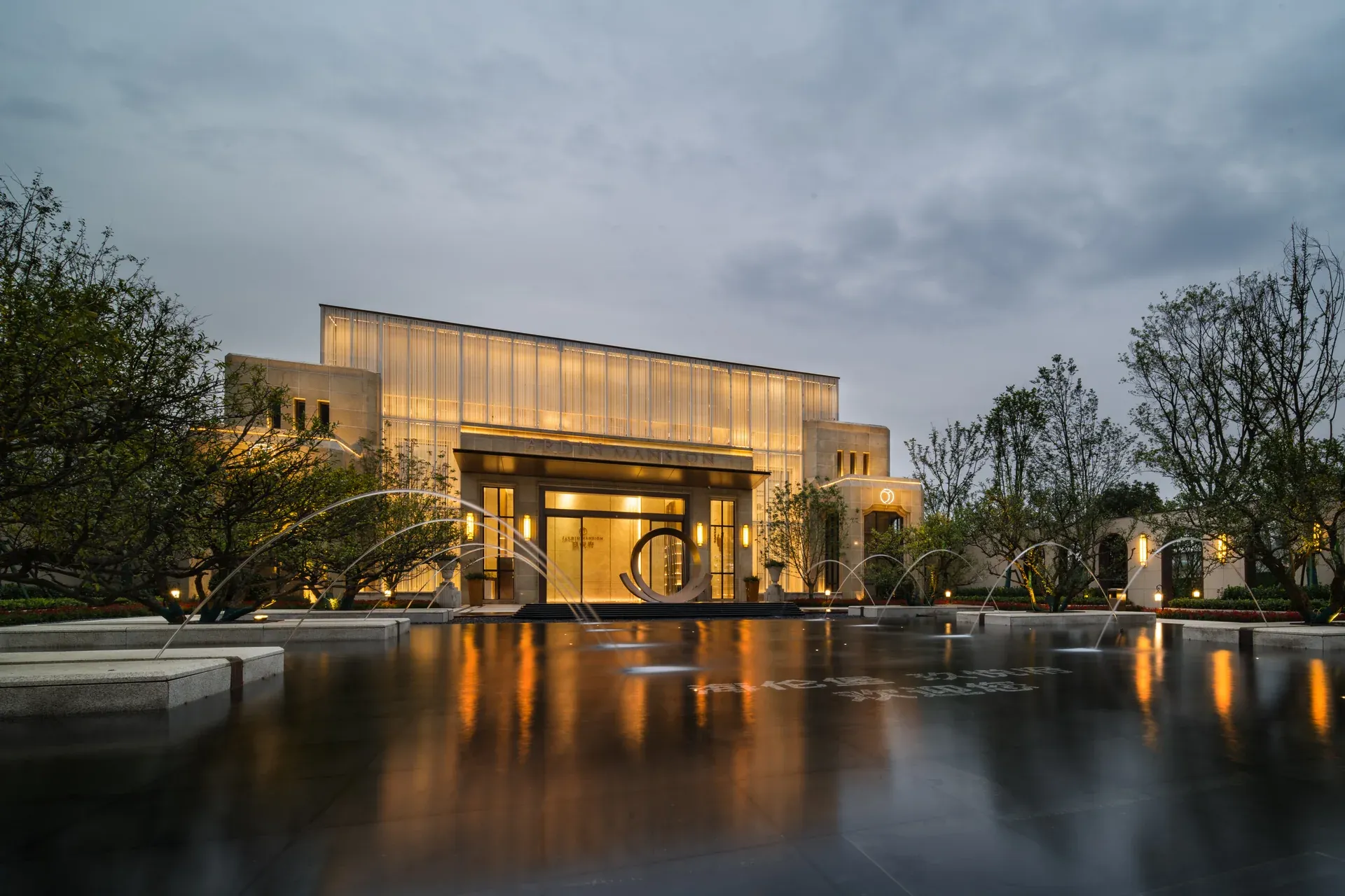 TC DESIGN × Helenbergh | Beyond Modern and Classical Boundaries: New Possibilities for Space